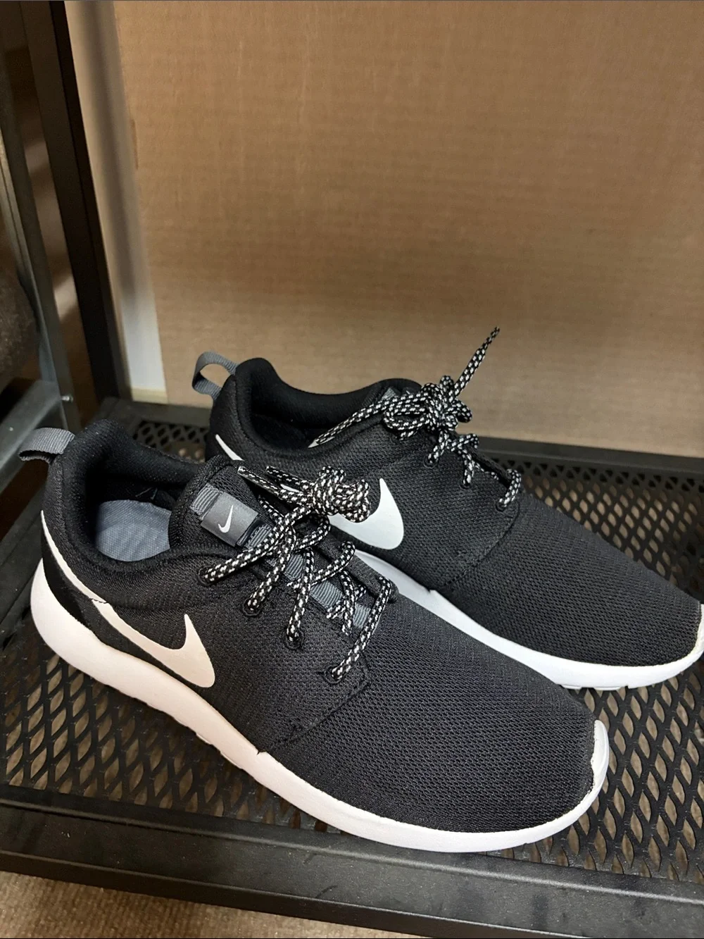 Nike Men’s Black and White Mesh Sneakers